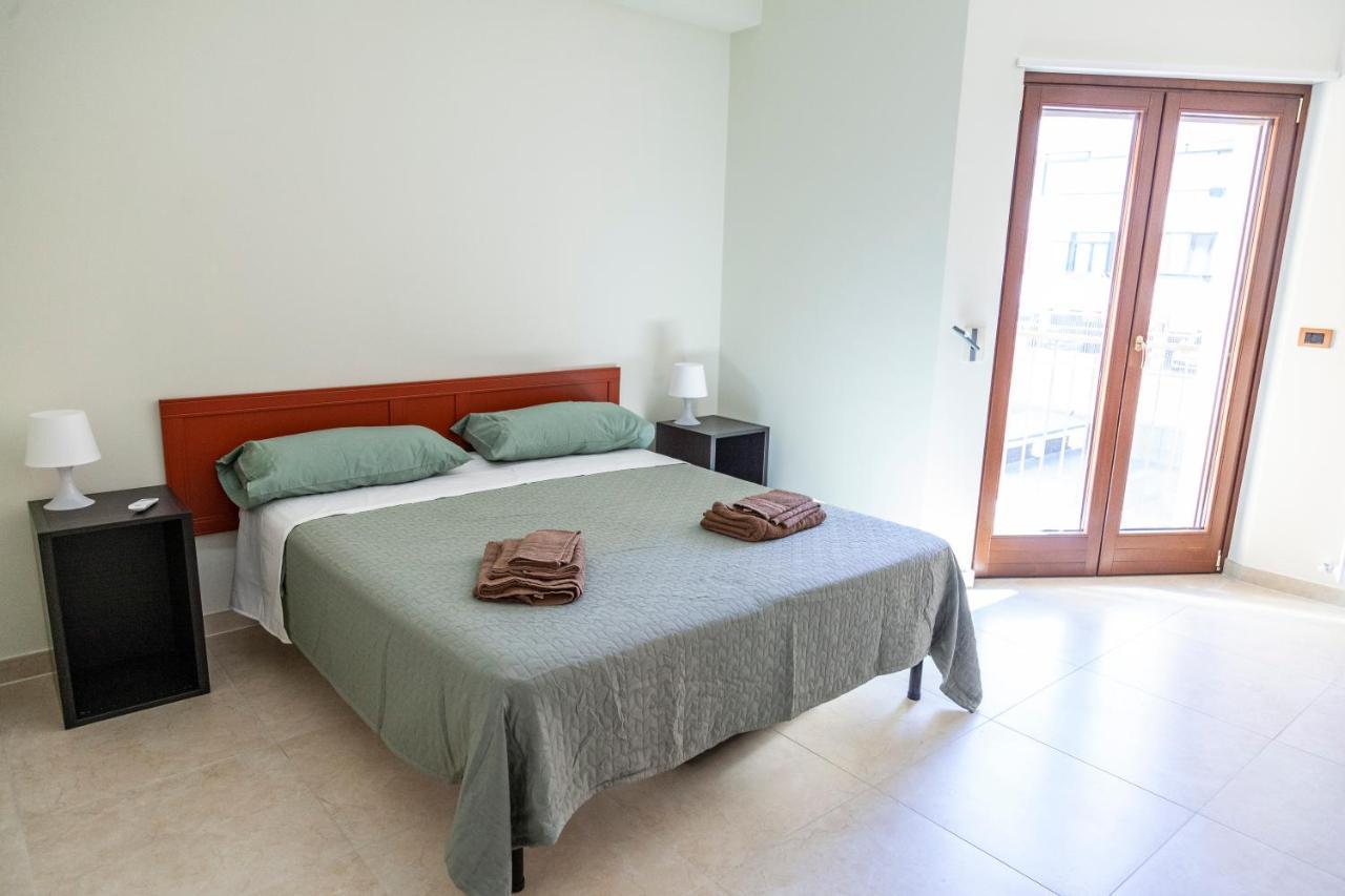 Calefati Holiday Bari Exterior foto