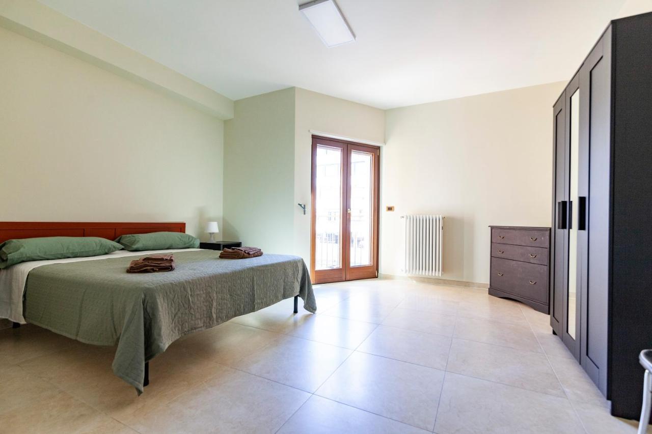 Calefati Holiday Bari Exterior foto